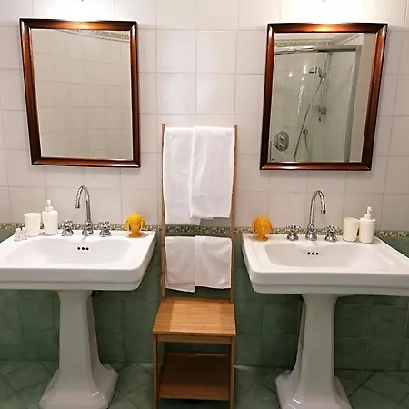 Teresa Oda ve Kahvaltı