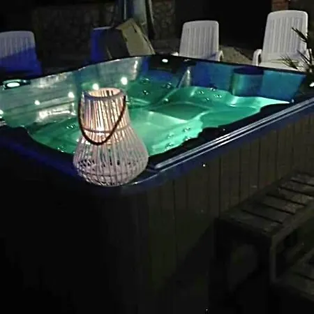 Teresa Готель типу 